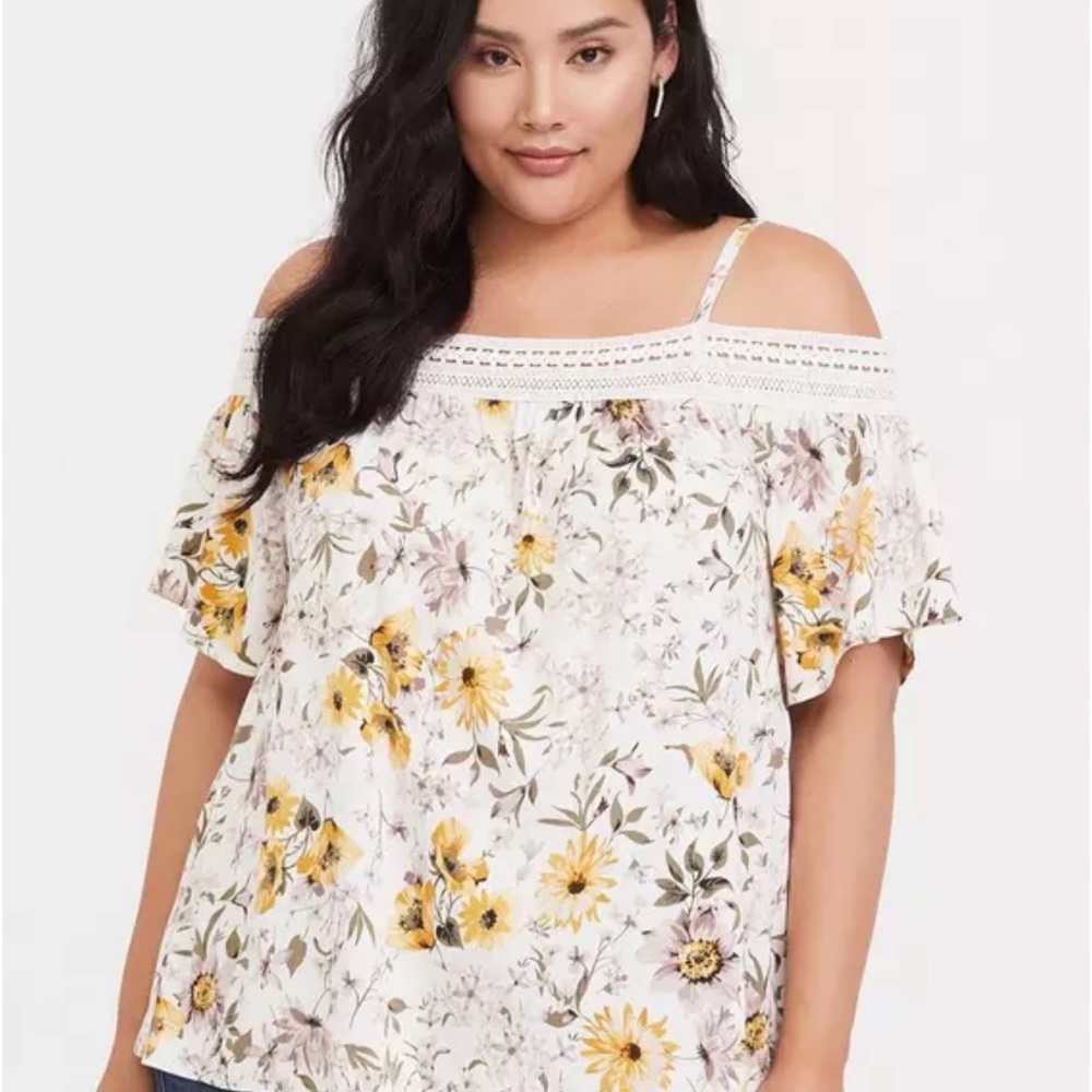 Torrid Size 3 Ivory & Yellow Floral Stretch Challis Cold Shoulder Crochet Top